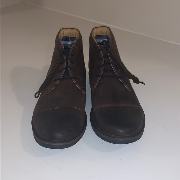 Bostonian Commonwealth Maxton Mid’s - Picture 2 of 7